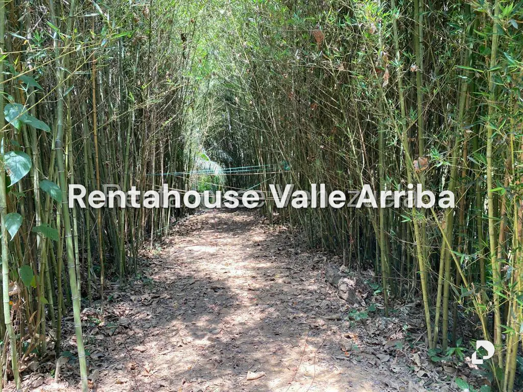 Terreno en El Hatillo, Caracas – 24