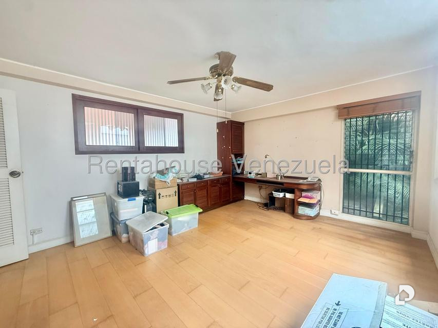 Casa en La Lagunita, Caracas – 8
