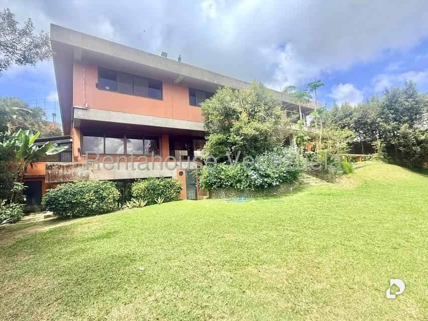 Casa en La Lagunita, Caracas – 2