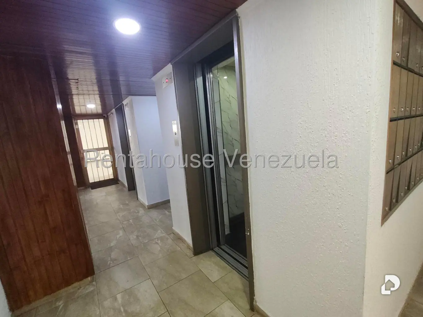 Apartment in El Cafetal, Caracas – 4