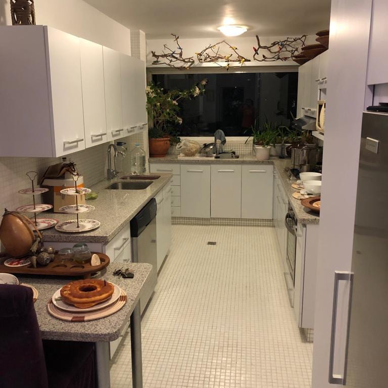 Apartamento en Las Mesetas de Santa Rosa de Lima, Caracas