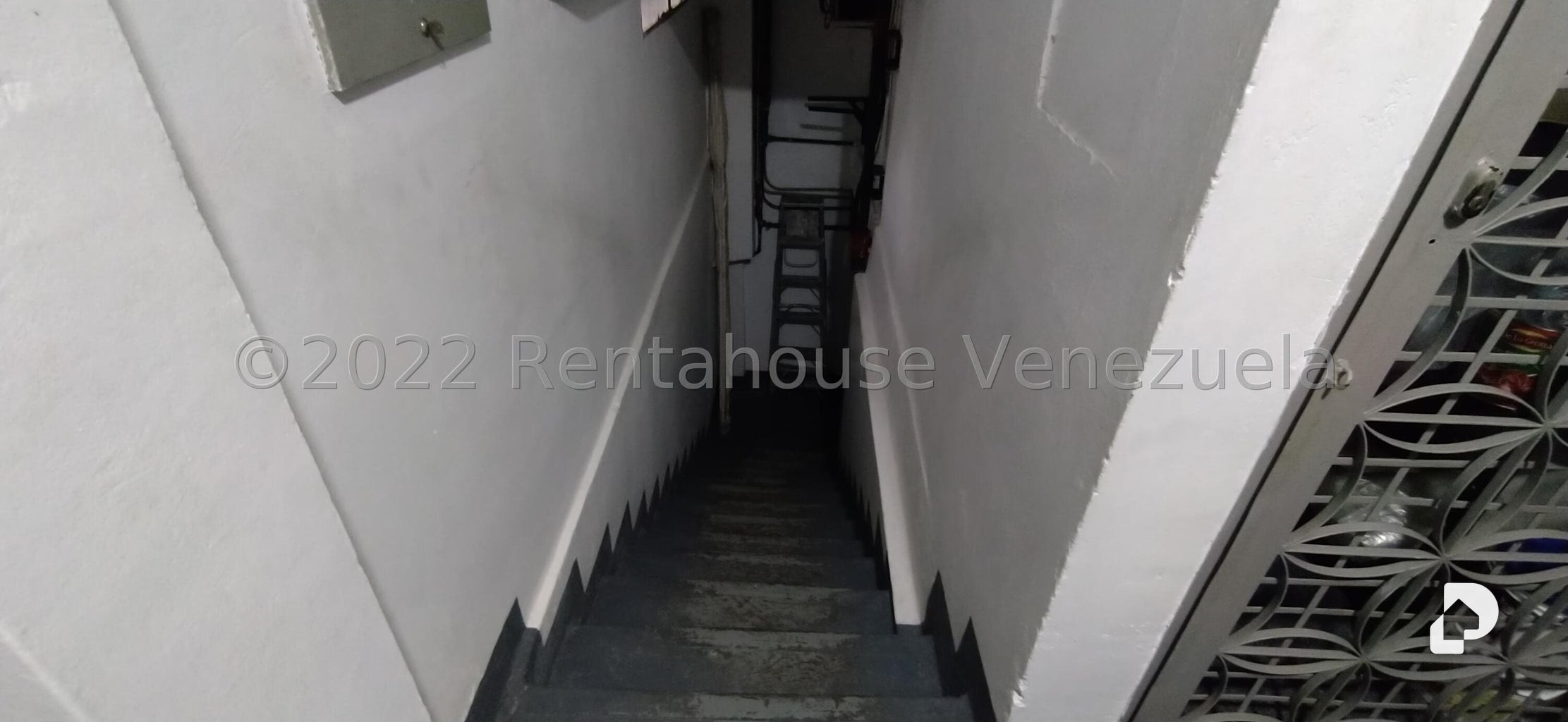 Local comercial en Los Chaguaramos, Caracas – 28