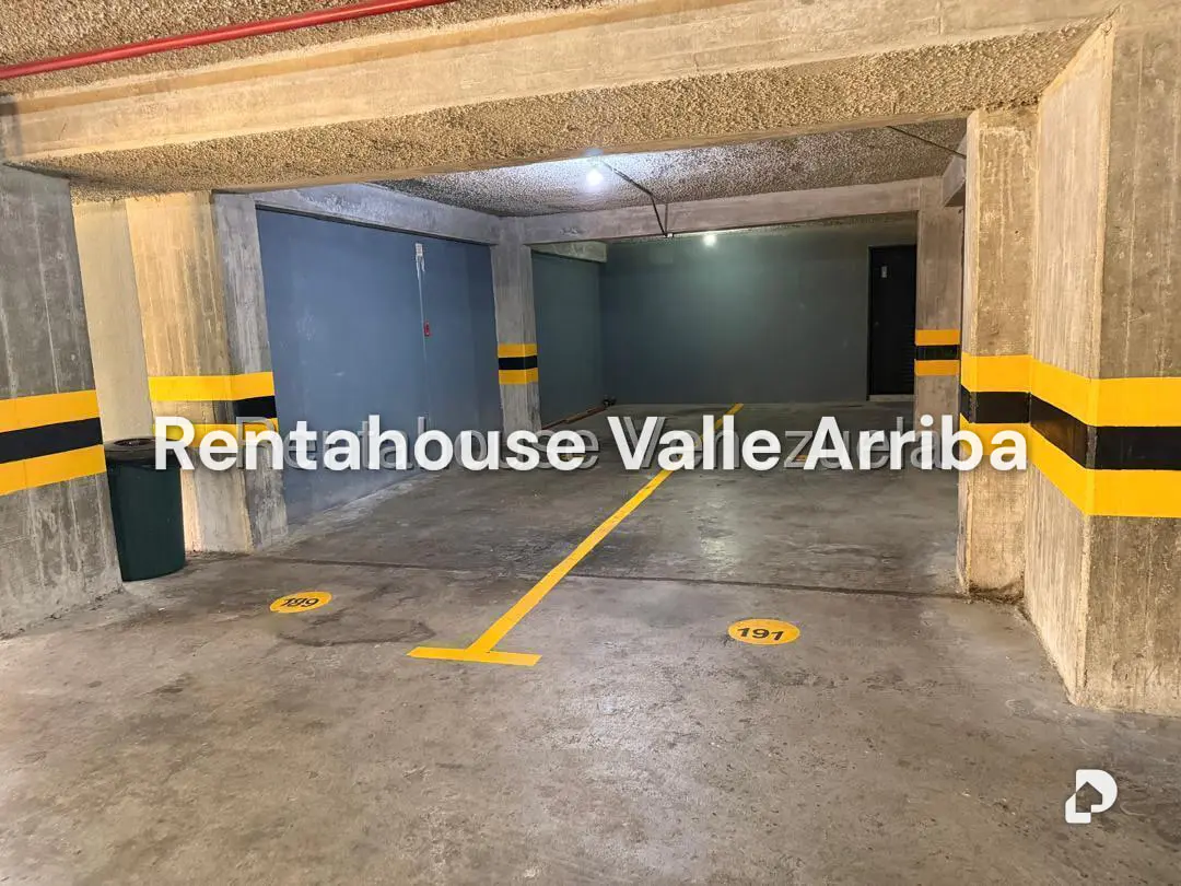 Apartamento en Las Esmeraldas, Caracas – 20