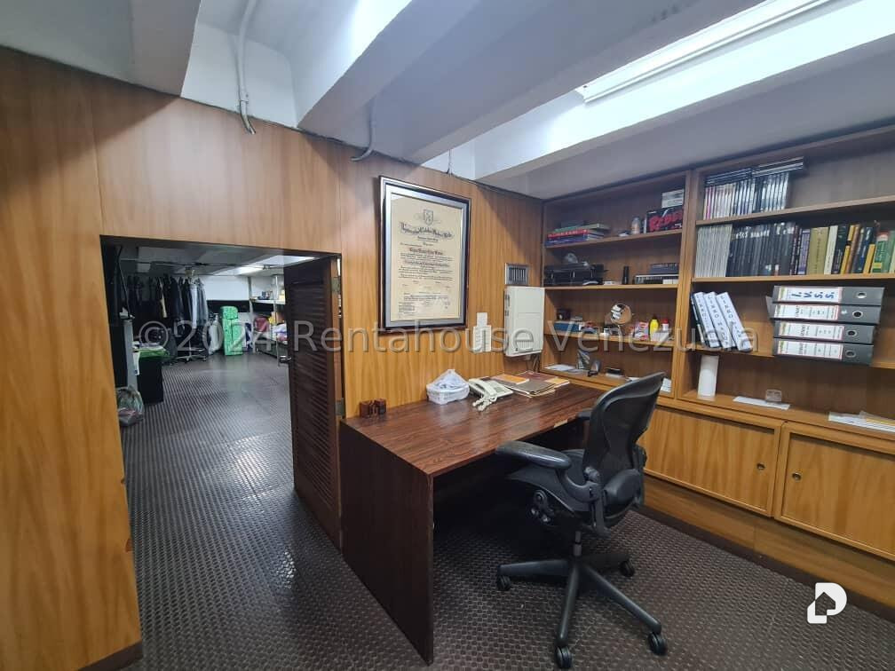 Local comercial en Chacaito, Caracas – 12