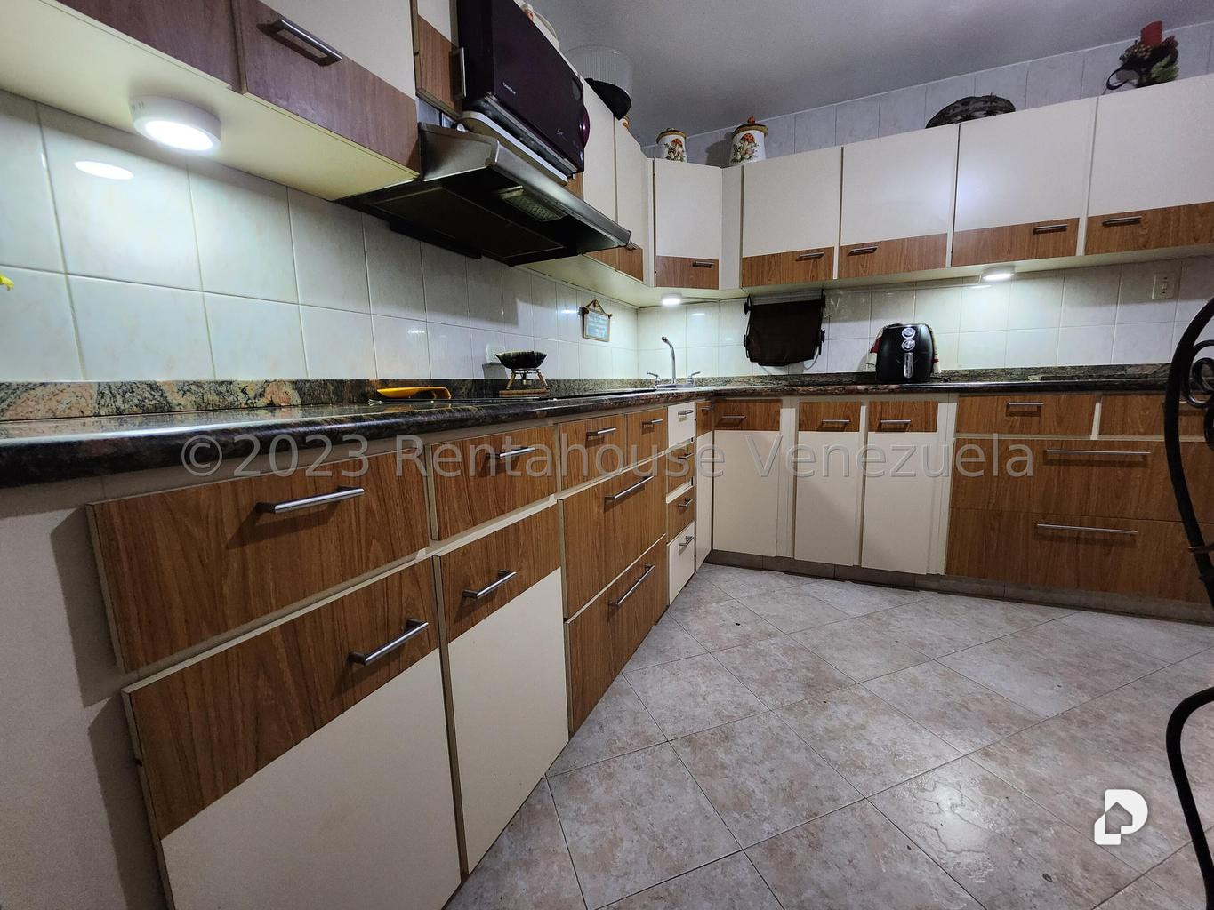 Casa en Colinas de La California, Caracas – 22