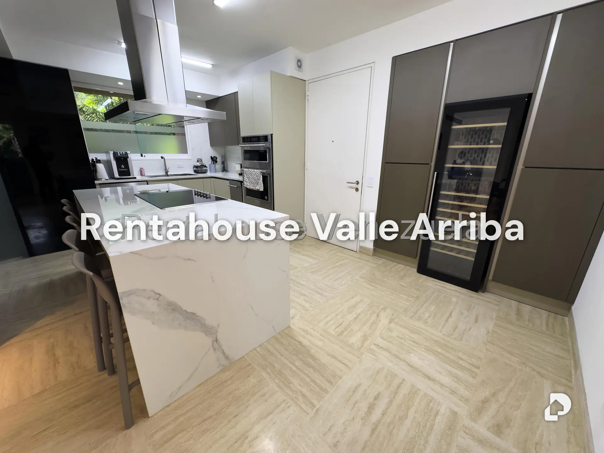 Apartamento en Campo Alegre, Caracas – 10