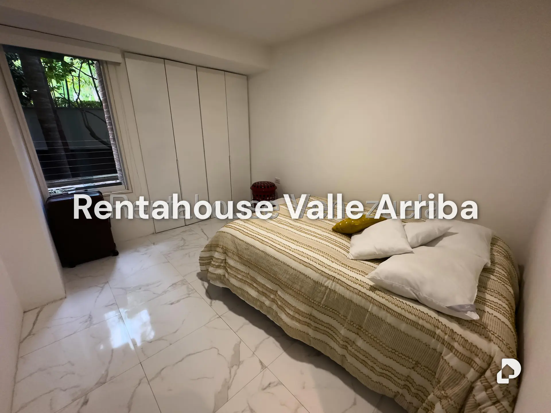 Apartamento en Campo Alegre, Caracas – 23