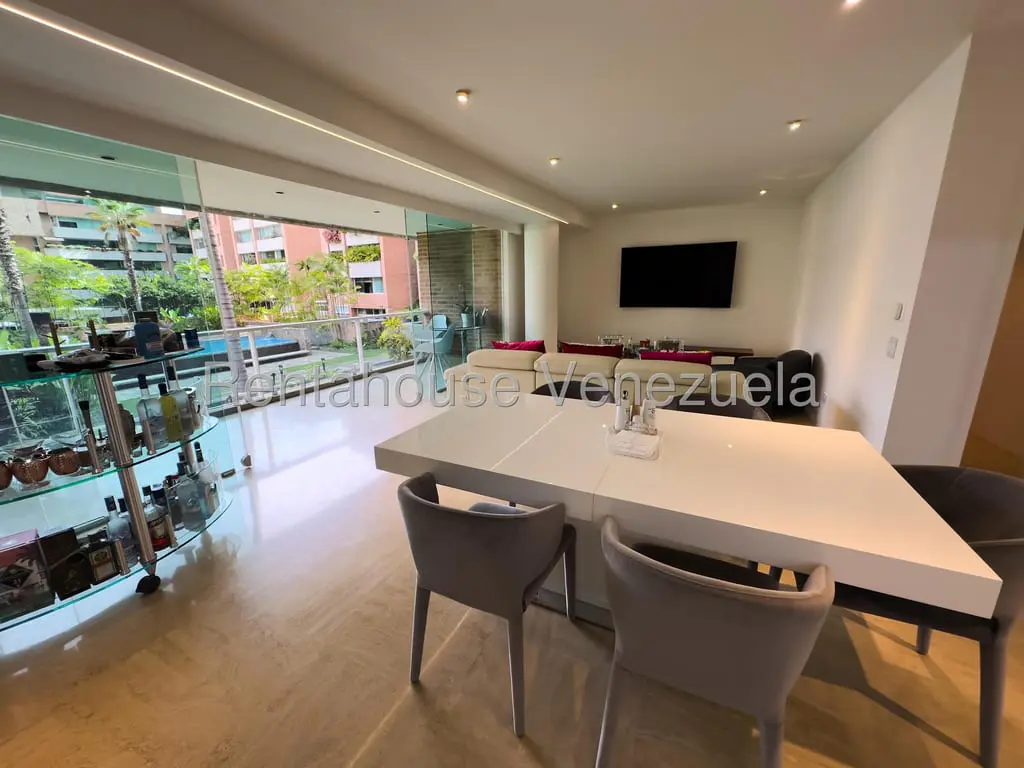 Apartamento en Campo Alegre, Caracas - 1