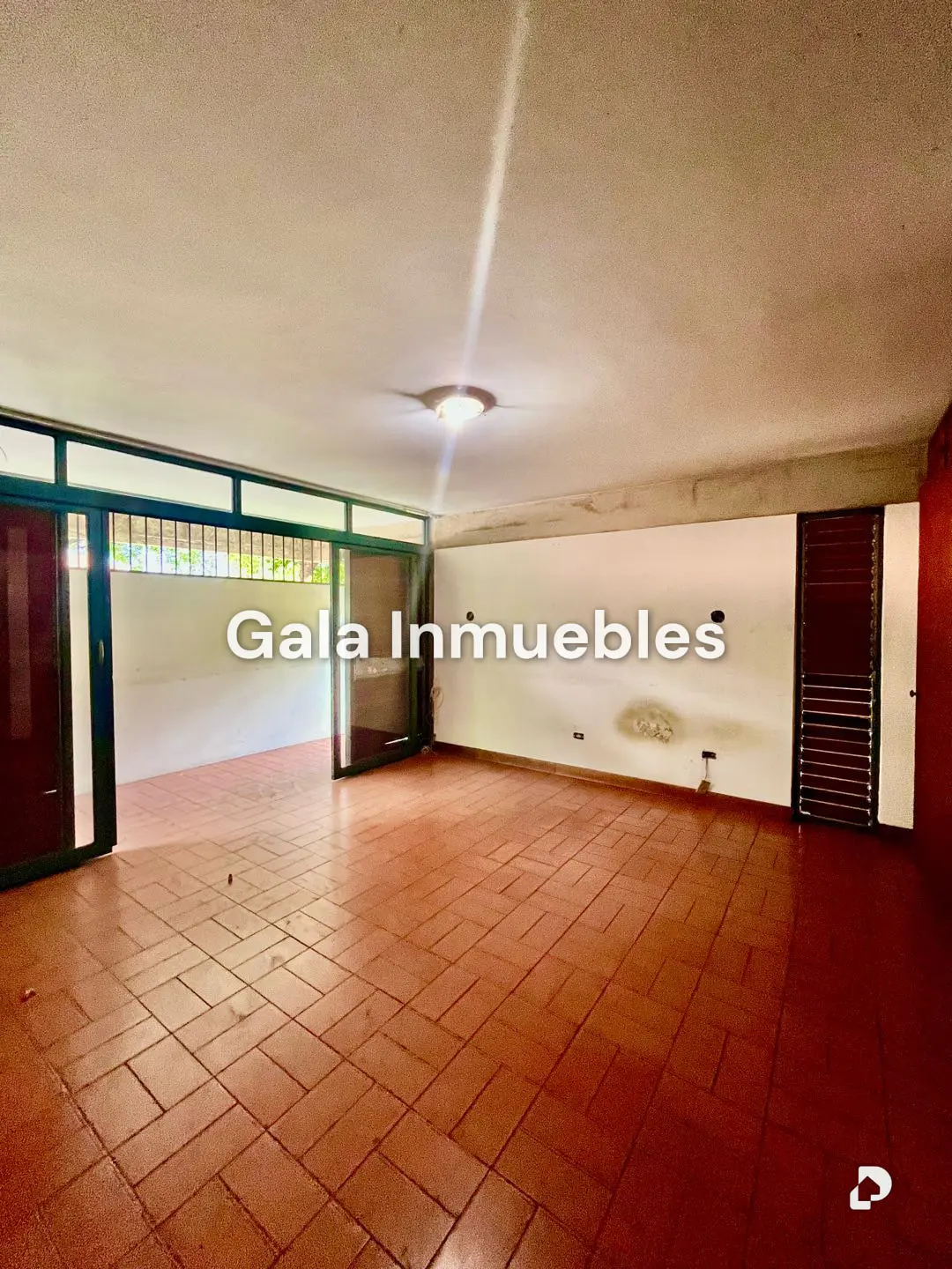 Commercial space in Chuao, Caracas – 14