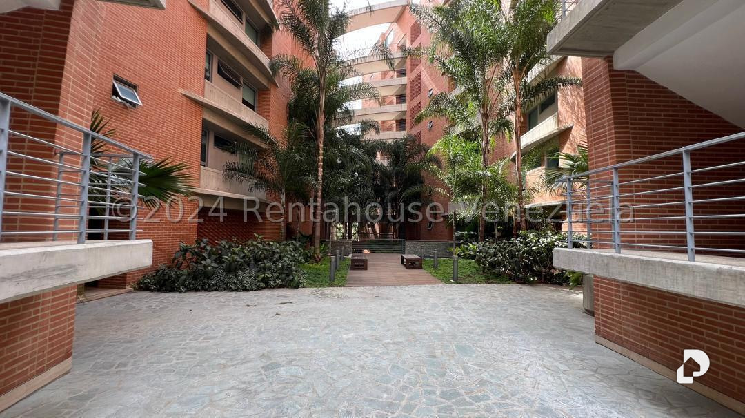 Apartamento en Las Mercedes, Caracas – 3