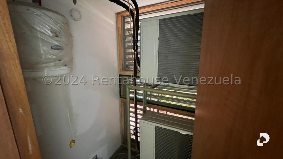 Apartamento en Las Mercedes, Caracas – 18