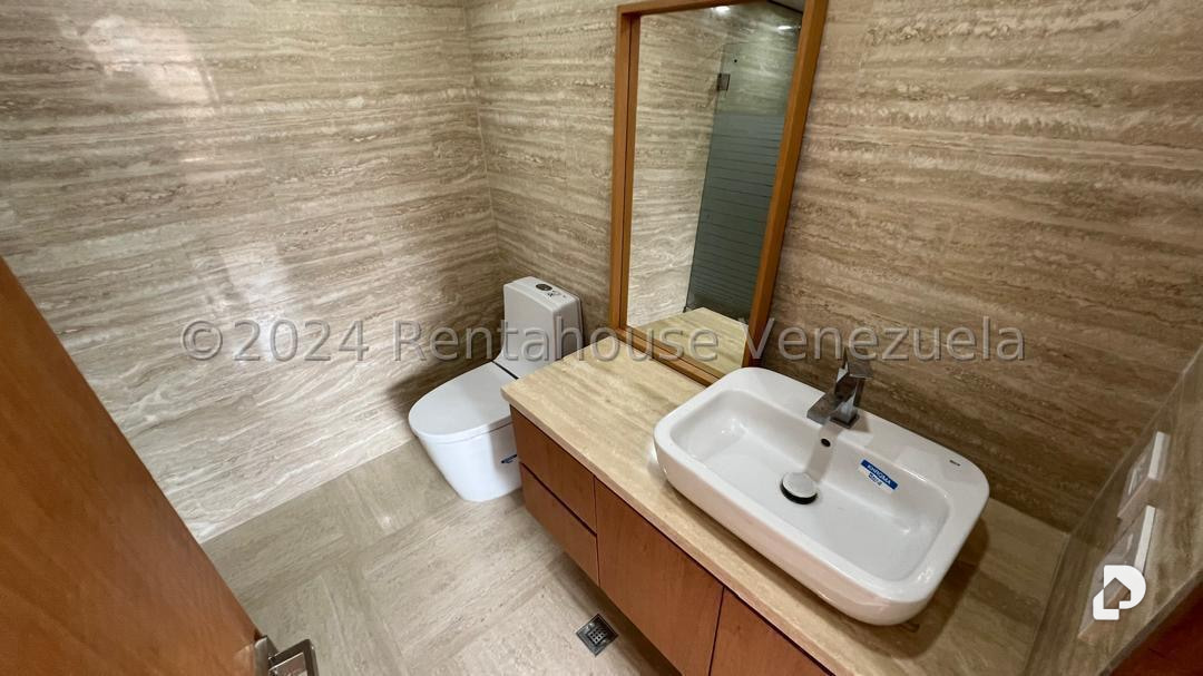 Apartamento en Las Mercedes, Caracas – 12