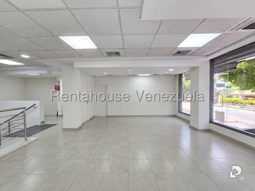 Local comercial en Las Mercedes, Caracas – 11
