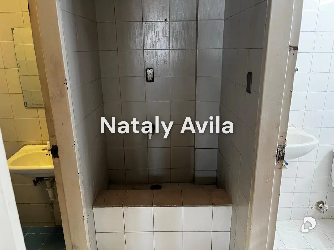 Local comercial en Catedral, Valencia – 7