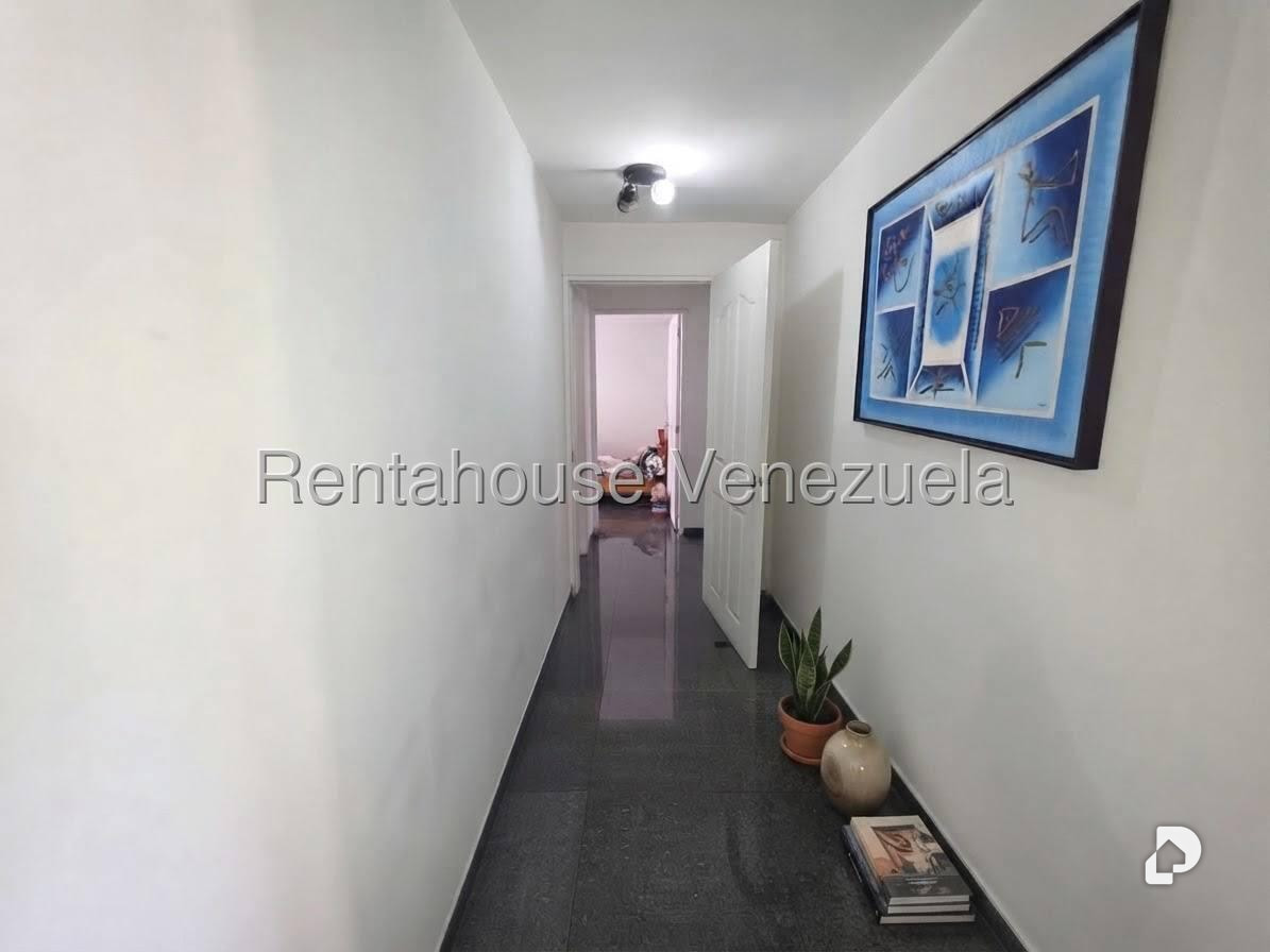 Apartamento en La Urbina, Caracas – 11