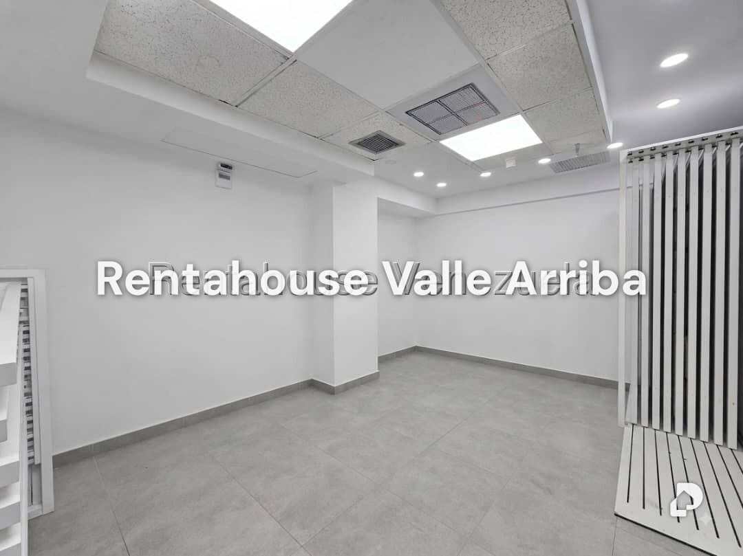 Local comercial en Las Mercedes, Caracas – 23