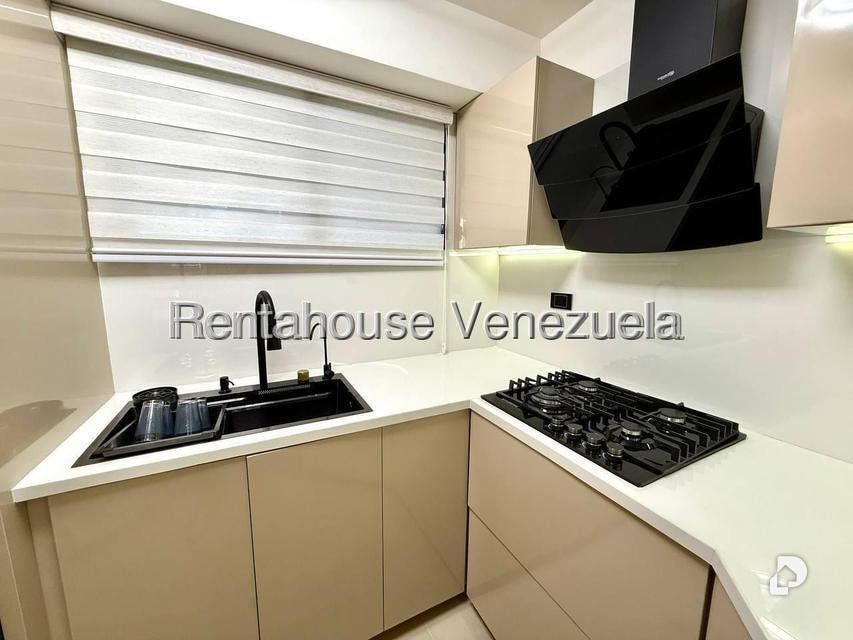 Apartamento en El Rosal, Caracas – 4
