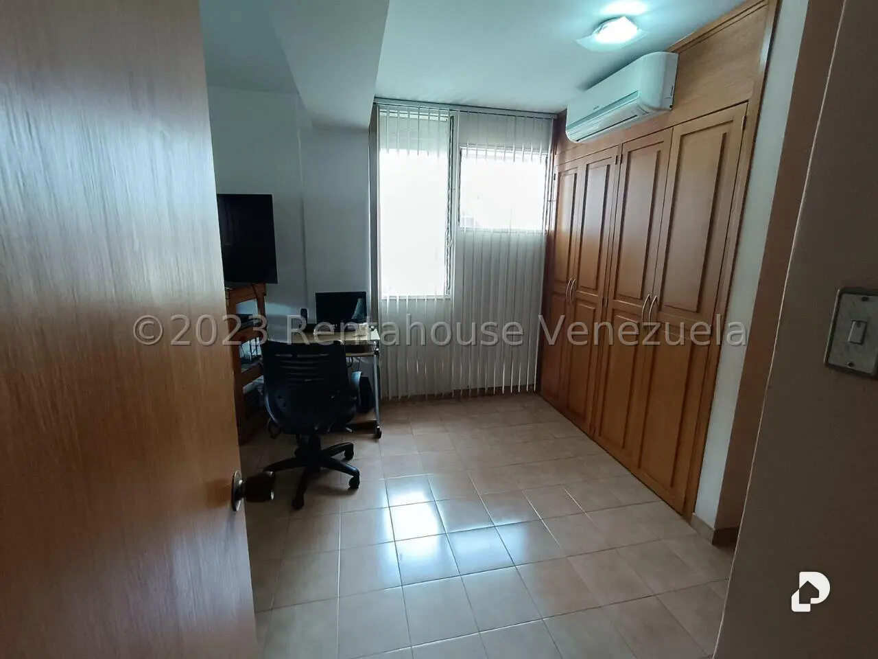 Penthouse en Valle Abajo, Caracas – 26