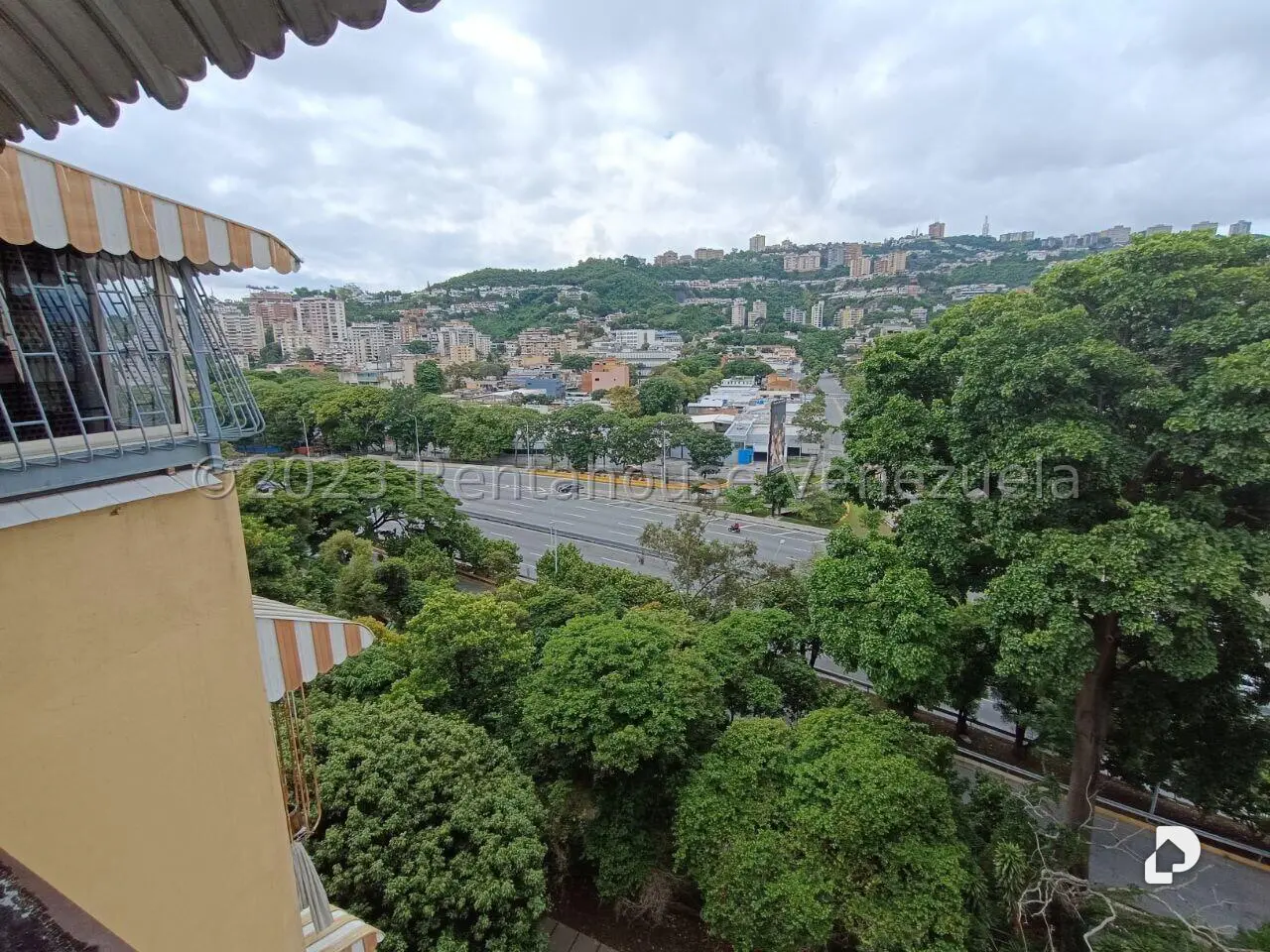Penthouse en Valle Abajo, Caracas – 30