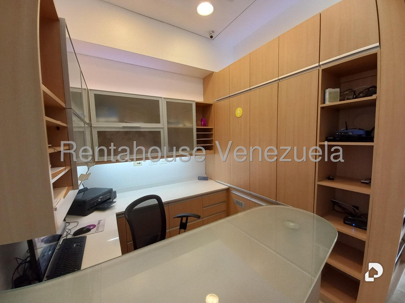 Local comercial en La Trinidad, Caracas – 13