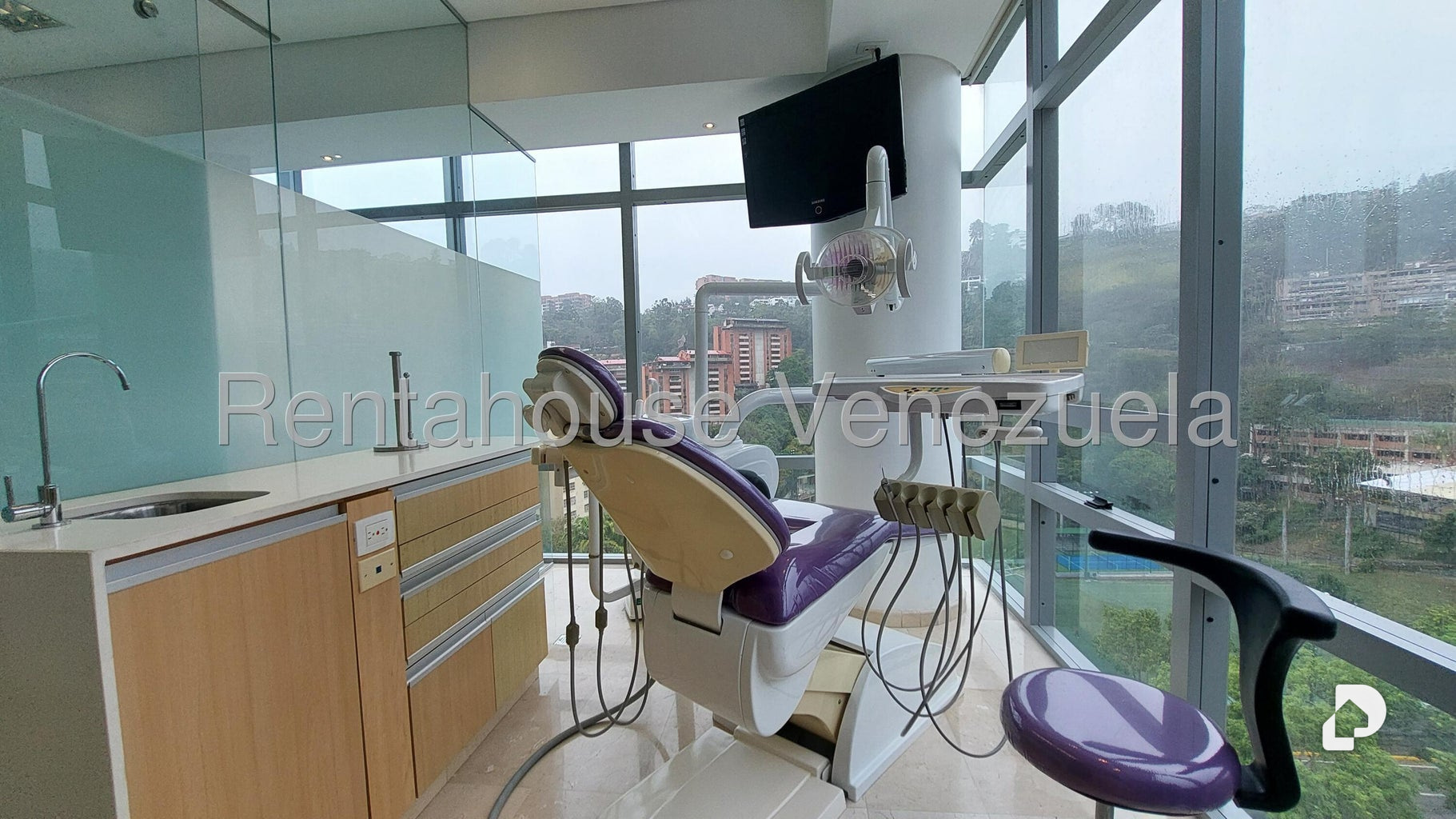 Local comercial en La Trinidad, Caracas – 8