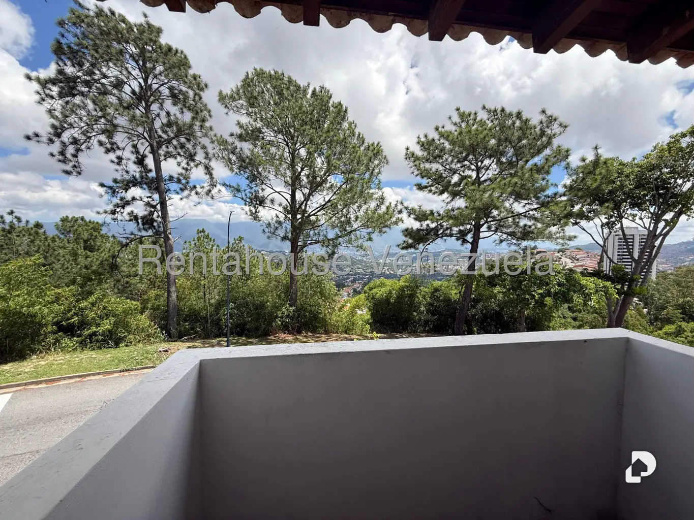 Casa en Alto Prado, Caracas – 20