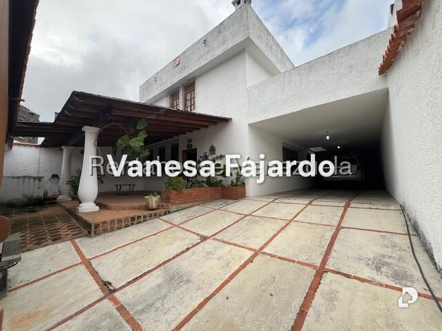 Casa en Pomarosa, San Antonio de Los Altos – 2