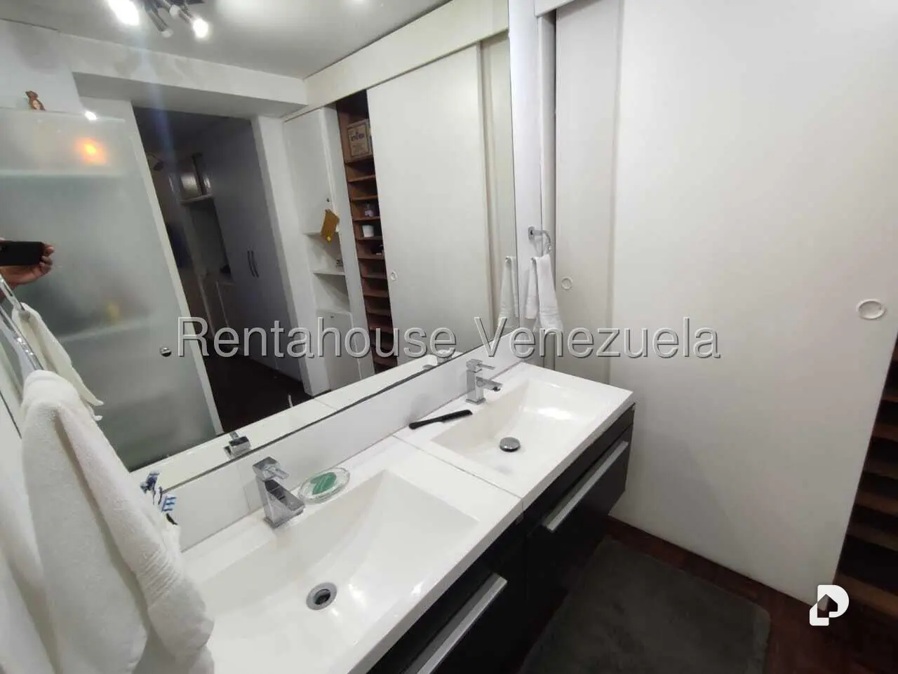 Apartamento en Los Naranjos de las Mercedes, Caracas