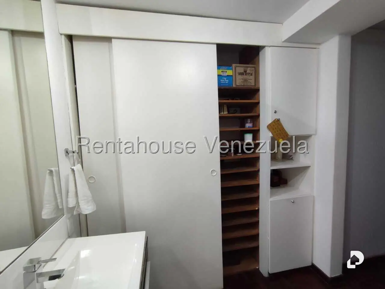 Apartamento en Los Naranjos de las Mercedes, Caracas