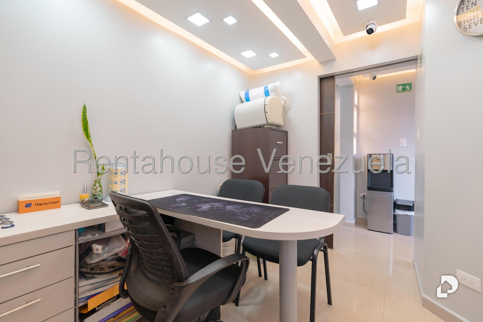 Local comercial en El Rosal, Caracas – 18