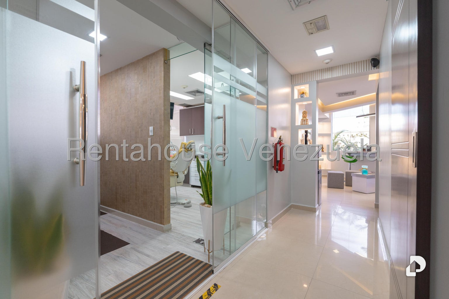 Local comercial en El Rosal, Caracas – 5