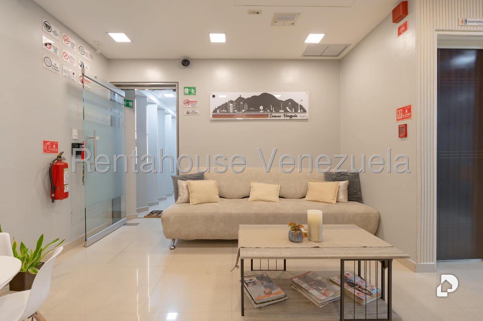 Local comercial en El Rosal, Caracas – 10
