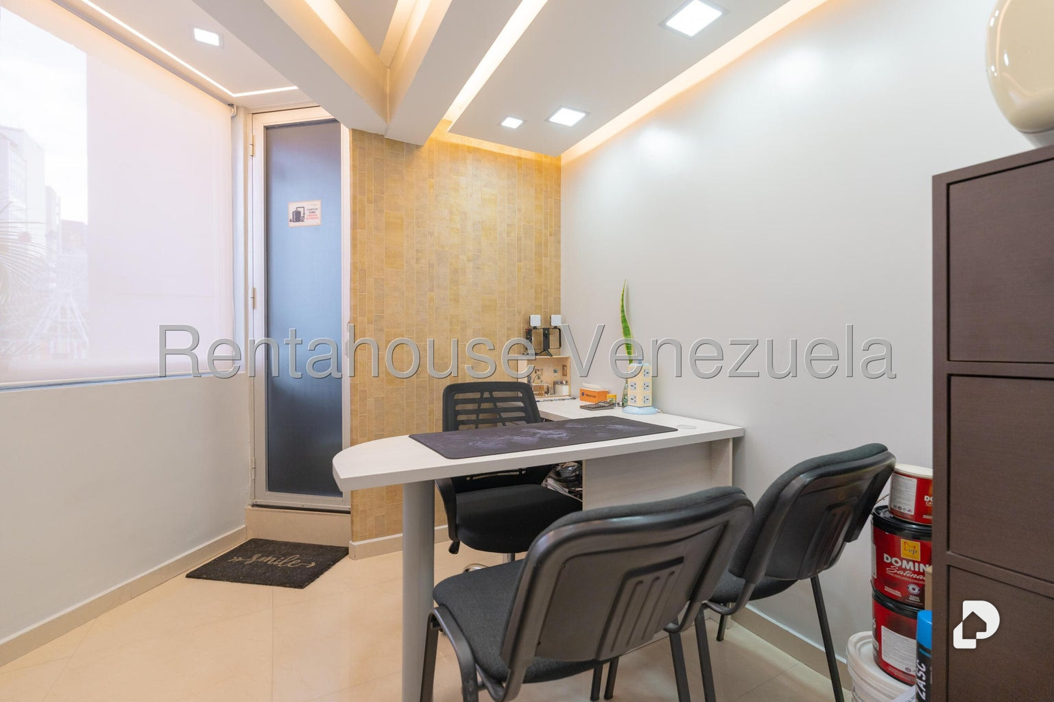 Local comercial en El Rosal, Caracas – 19