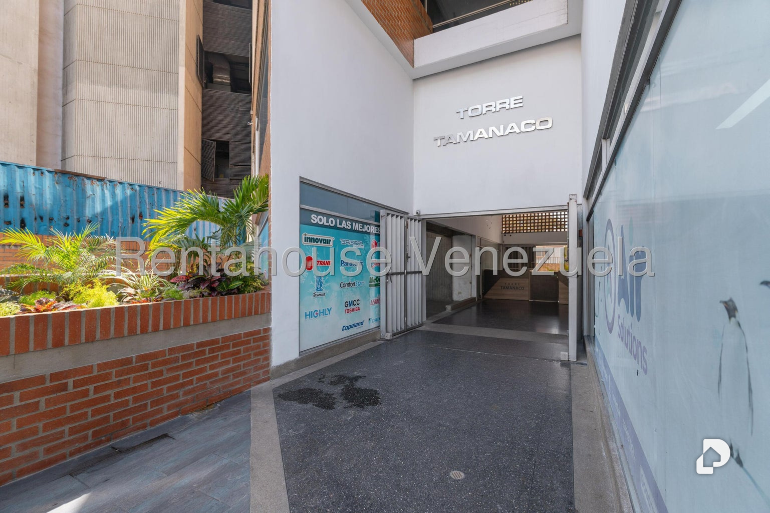 Local comercial en El Rosal, Caracas – 3