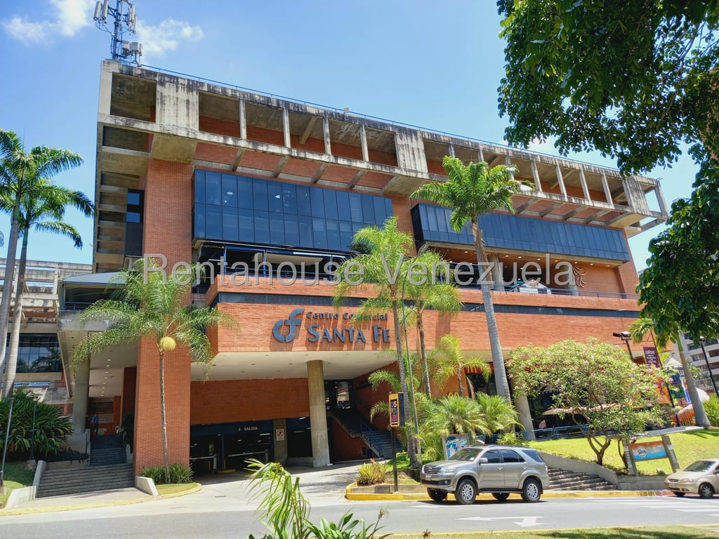 Local comercial en Santa Fe Norte, Caracas - 1