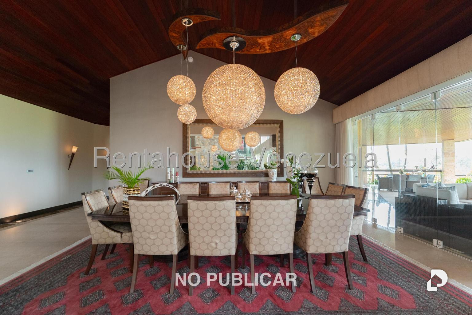 Casa en La Trinidad, Caracas – 12