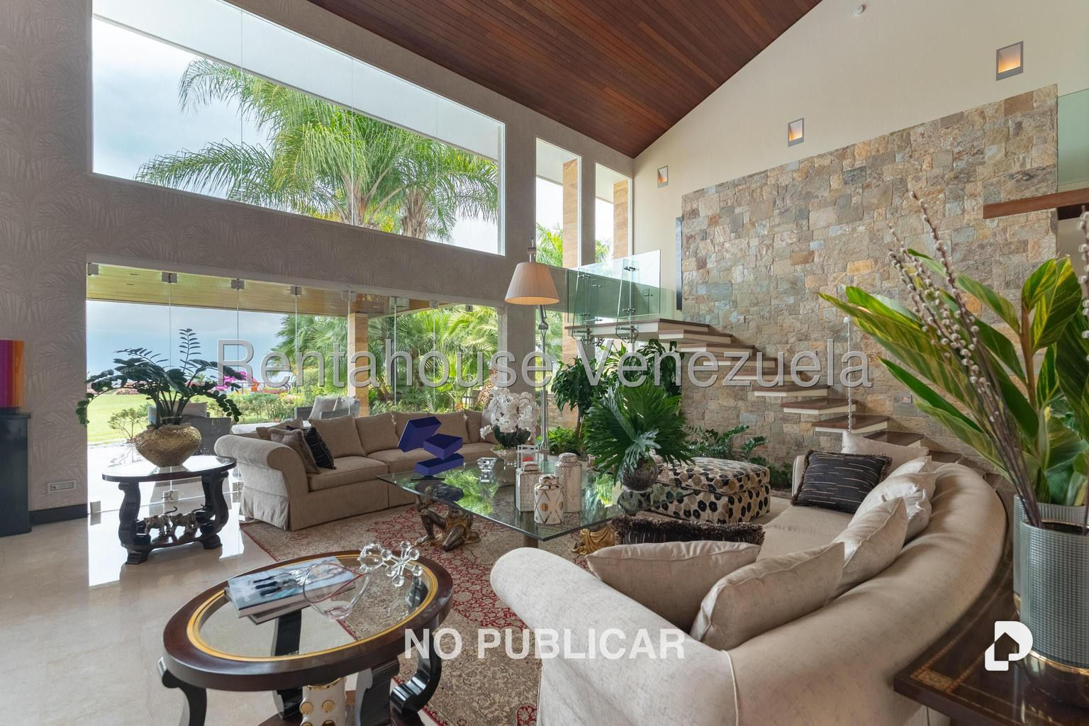 Casa en La Trinidad, Caracas – 9