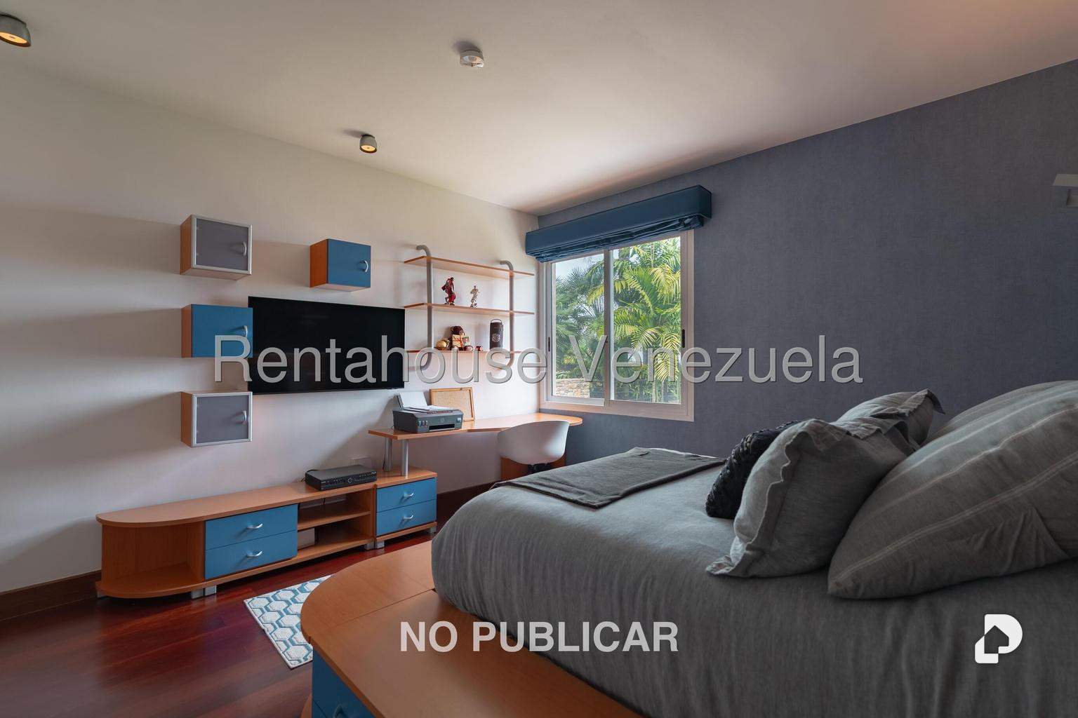 Casa en La Trinidad, Caracas – 23
