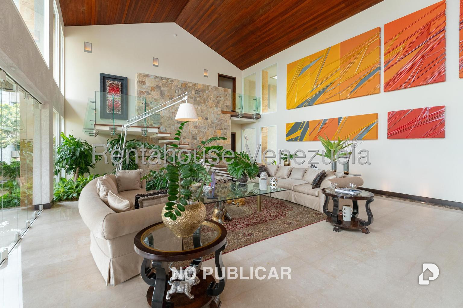 Casa en La Trinidad, Caracas – 6