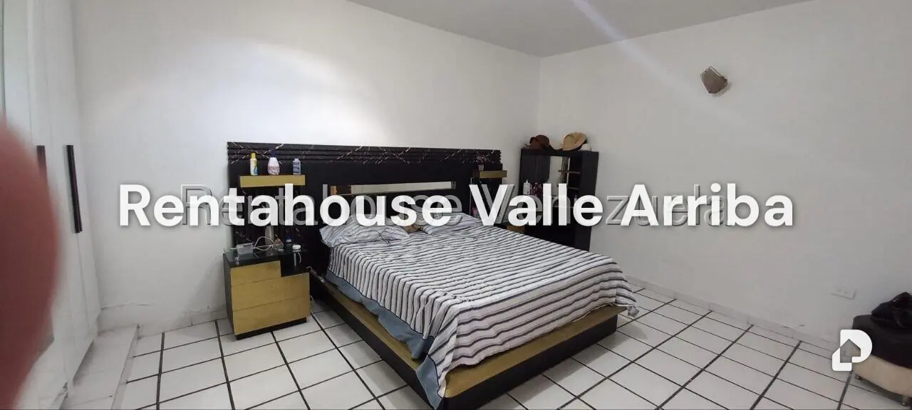 Casa en La Rosaleda, San Antonio de Los Altos – 14