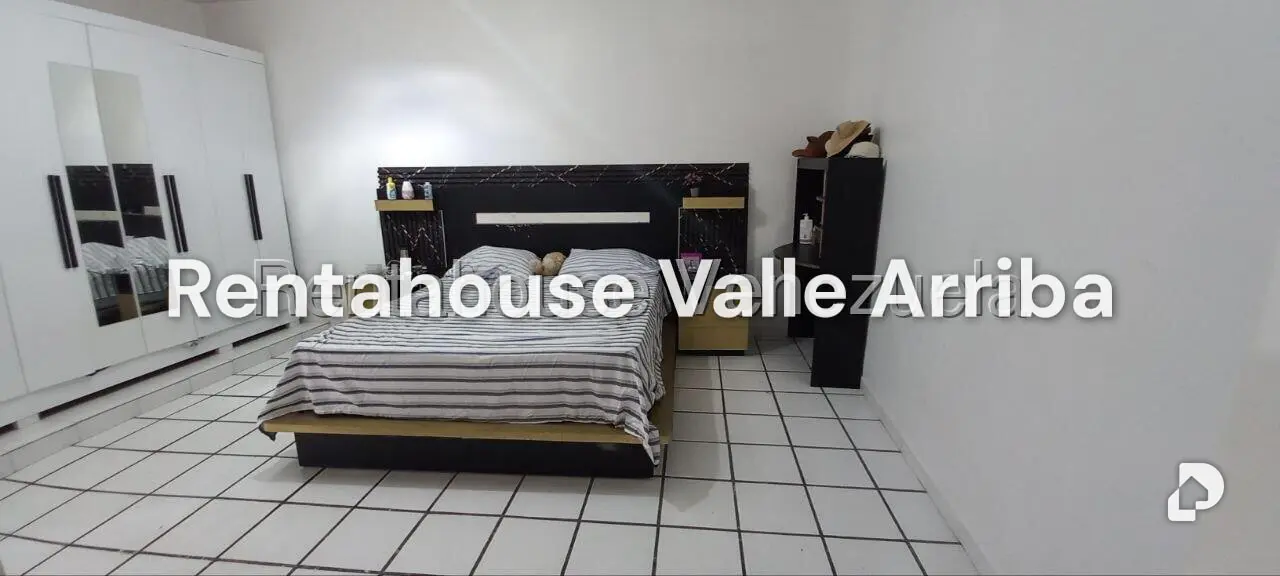 Casa en La Rosaleda, San Antonio de Los Altos – 12