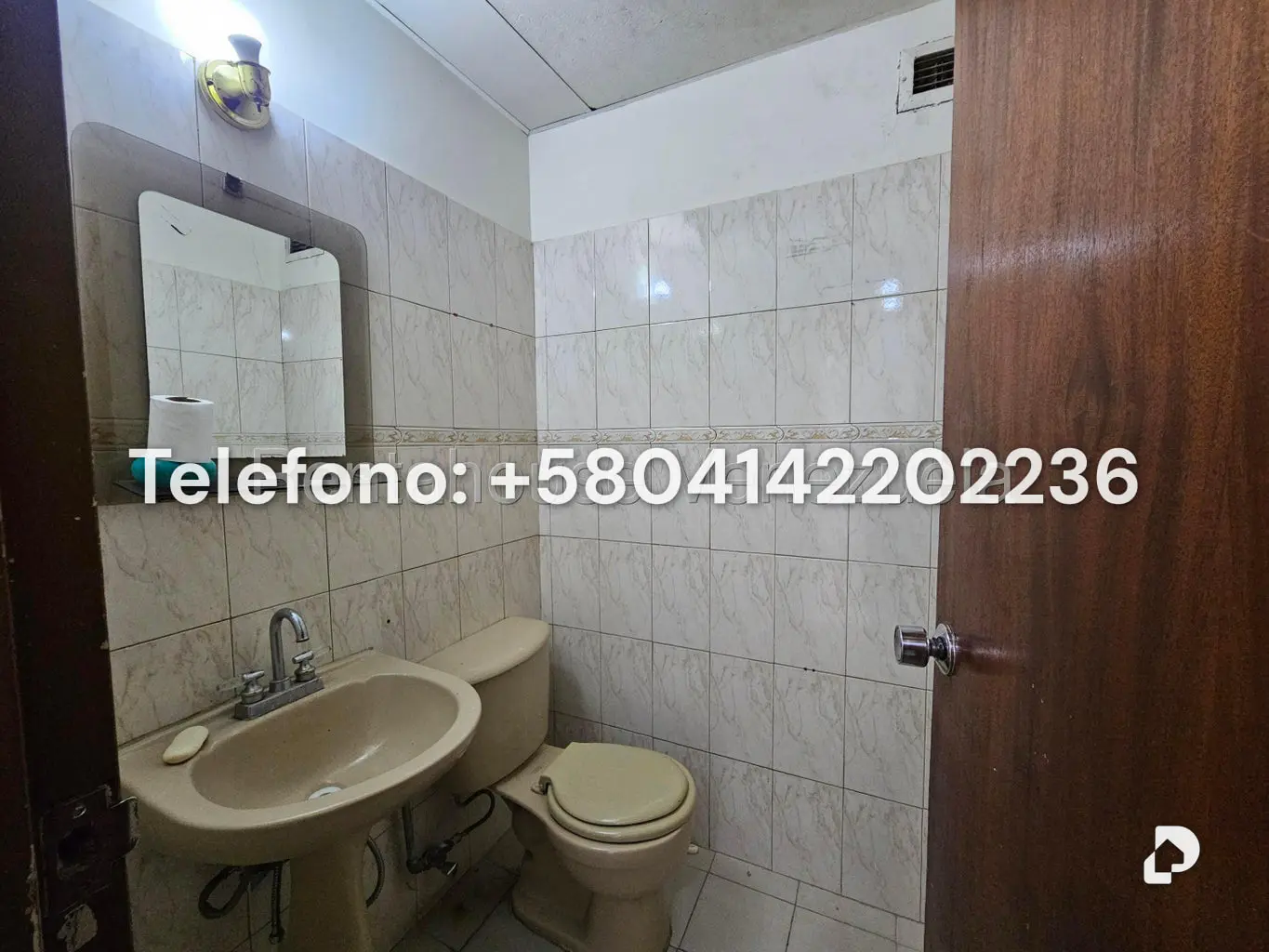 Oficina en Catedral, Caracas – 16