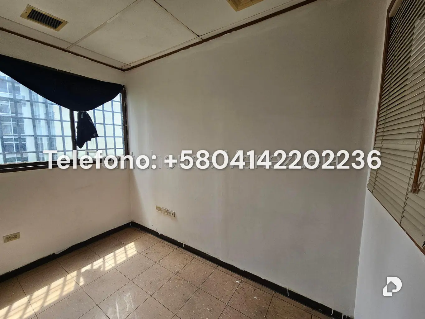 Oficina en Catedral, Caracas – 13