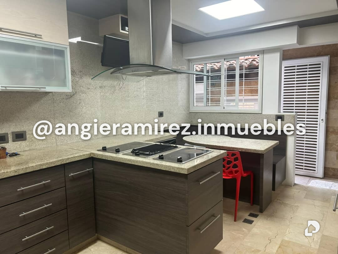 Townhouse en El Hatillo, Caracas – 7