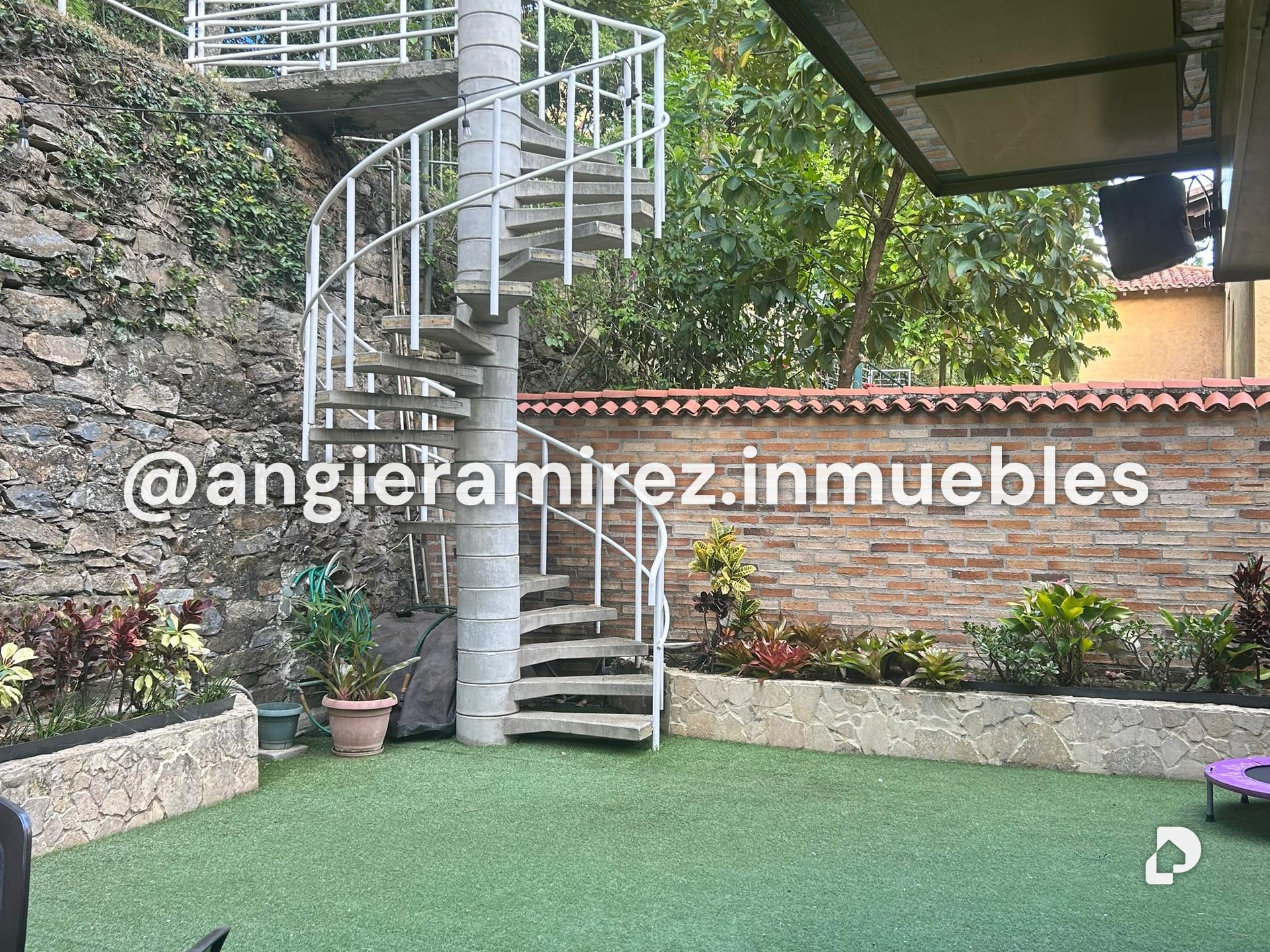 Townhouse en El Hatillo, Caracas – 9