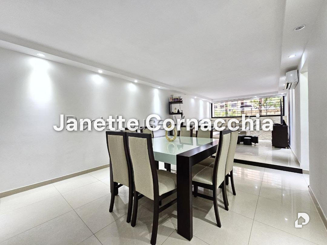 Apartamento en Colinas de La Tahona, Caracas – 2
