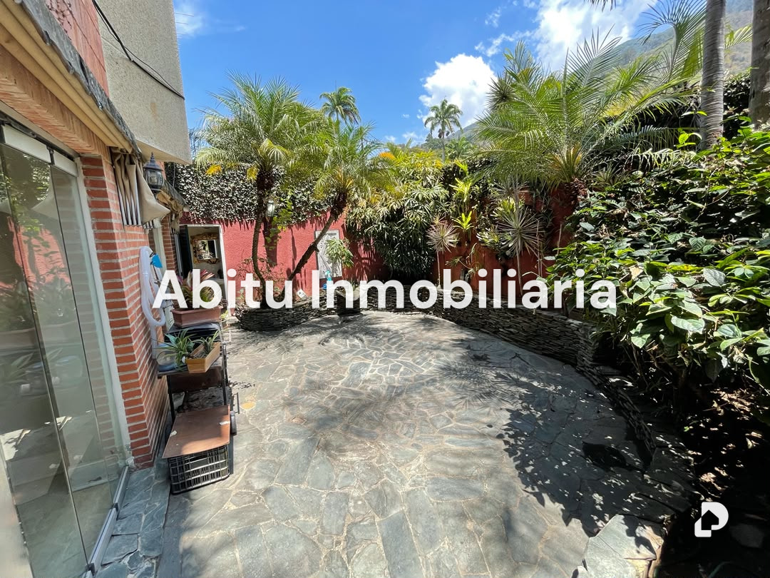 Apartamento en Los Palos Grandes, Caracas – 13