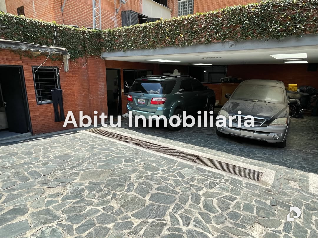 Apartamento en Los Palos Grandes, Caracas – 14