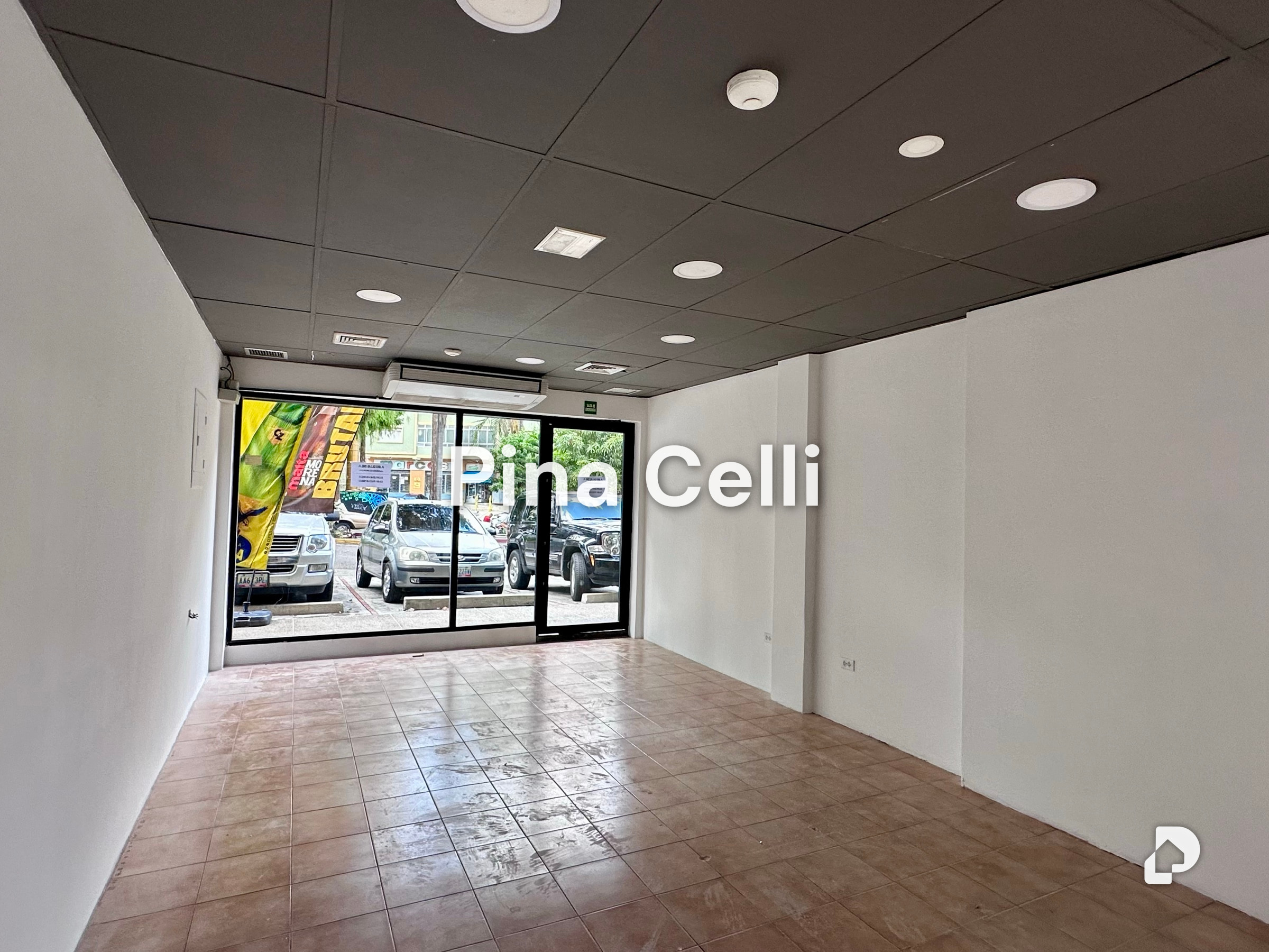 Local comercial en Caracas – 12