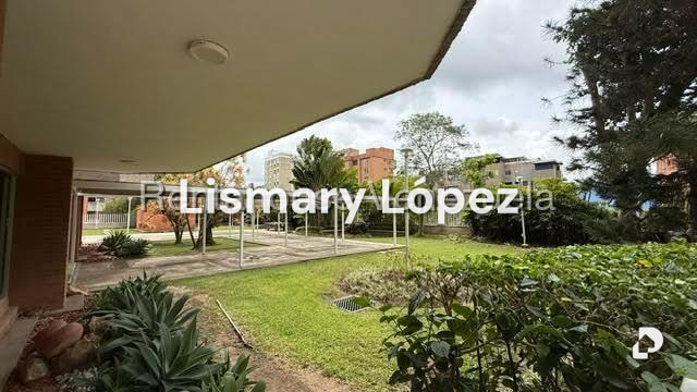 Apartamento en Los Naranjos (del Cafetal), Caracas – 2